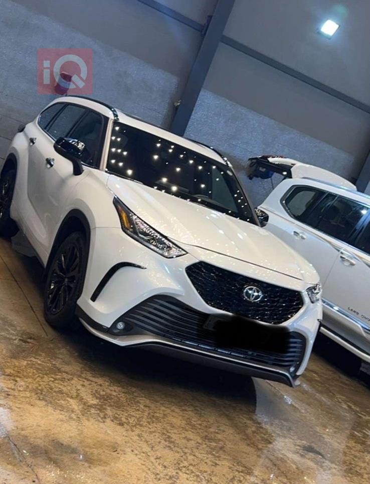 تۆیۆتا هایلاندەر